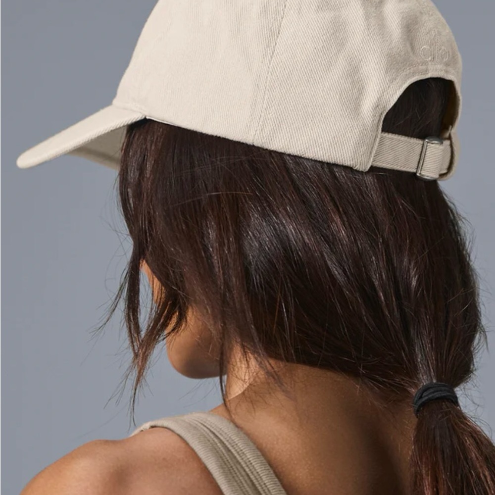 Brand New ALO Creamy Beige hat - Picture 3 of 4